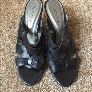Nickels soft black sandal 10M